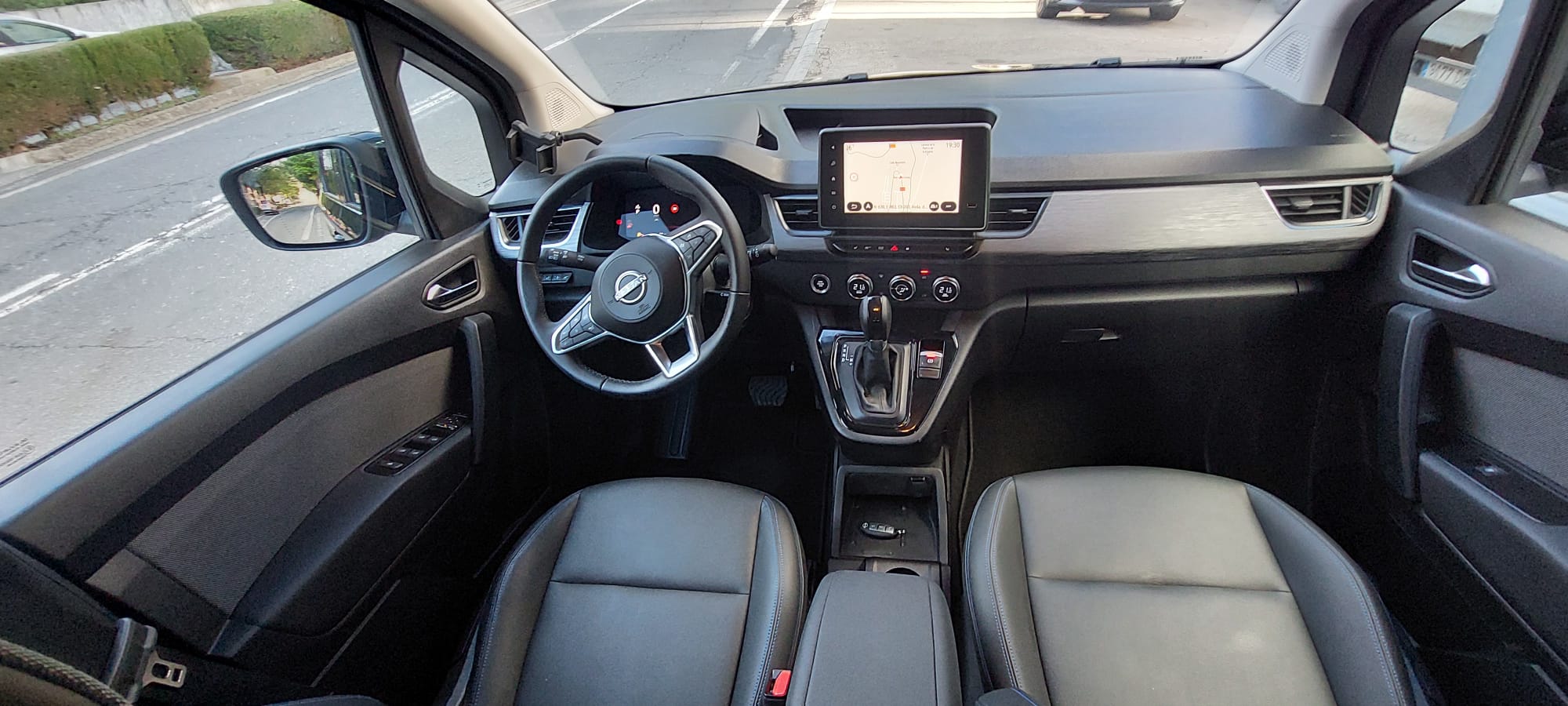 Nissan TOWNSTAR 1.3 130CV miniatura 10